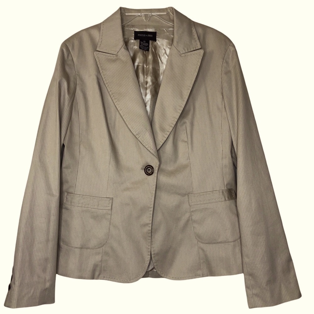 𝅺focus 2000 Cream With Tan Pinstripe Cotton Blend Button Front Blazer - Size 8